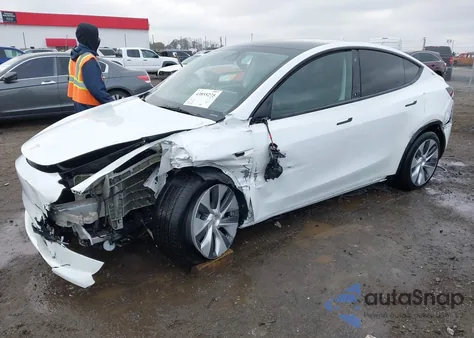 2023 Tesla Model Y Awd/Long Range Dual Motor All-Wheel Drive из США, поврежденный, VIN 7SAYGDEE4PA123306